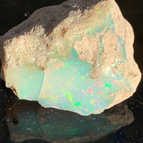 Welo Rough 32.24Ct Natural Ethiopian Play Of Color Rough Opal - Picture 4 of 16